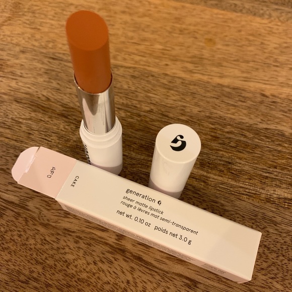 Glossier generation G sheer matte lipstick in Cake - New without box - Picture 5 of 5